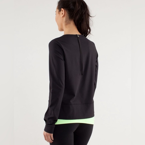 Lululemon Run: Warm Up Crew in Black Size 8/10 - Picture 2 of 9